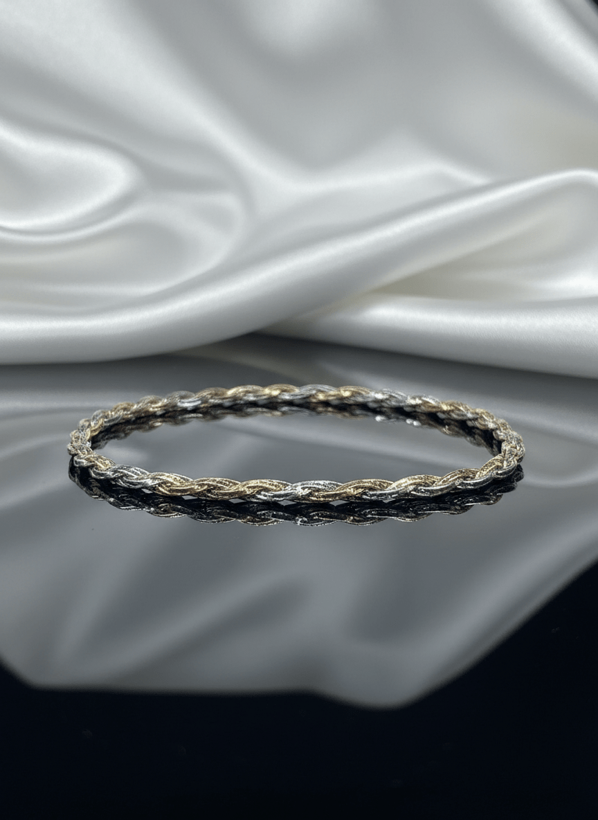 BLX_Studio_anklet_Creative-02_-Mirror-2.png BHU-LAXMI Interlaced Chain Anklet - Image 1